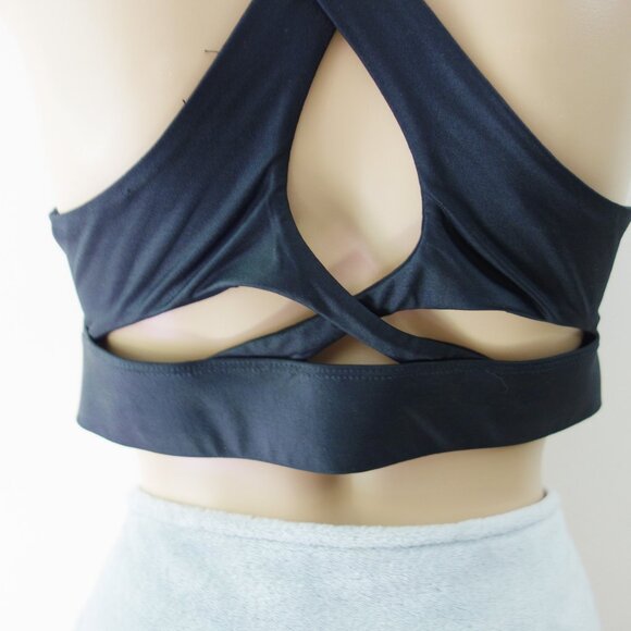 Fabletics Ella High Impact Sports Bra Black Shimmer Faux Leather (M) NWOT! - Picture 8 of 9